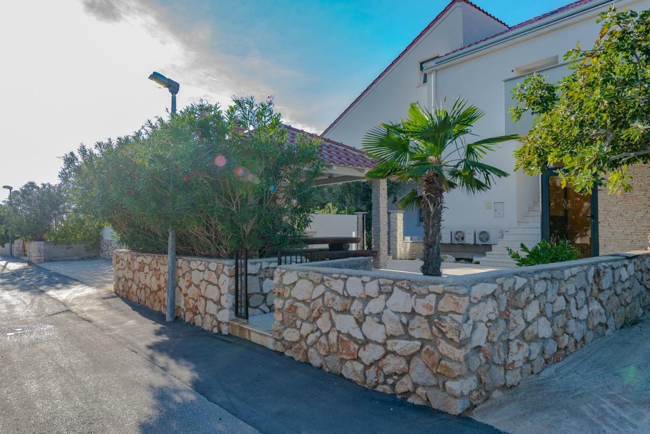After All Mandre Exterior photo